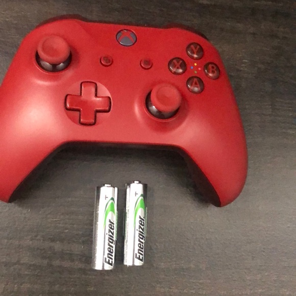 Xbox controller Red - Picture 2 of 3
